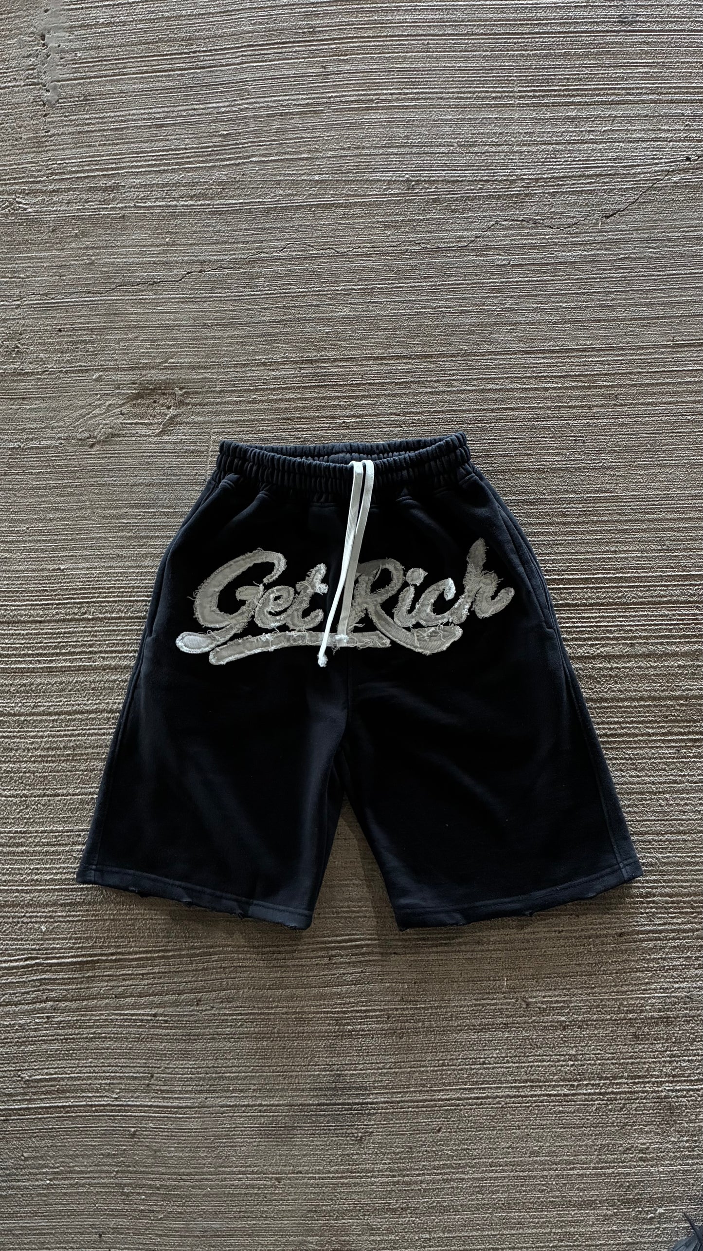BLACK SHORTS